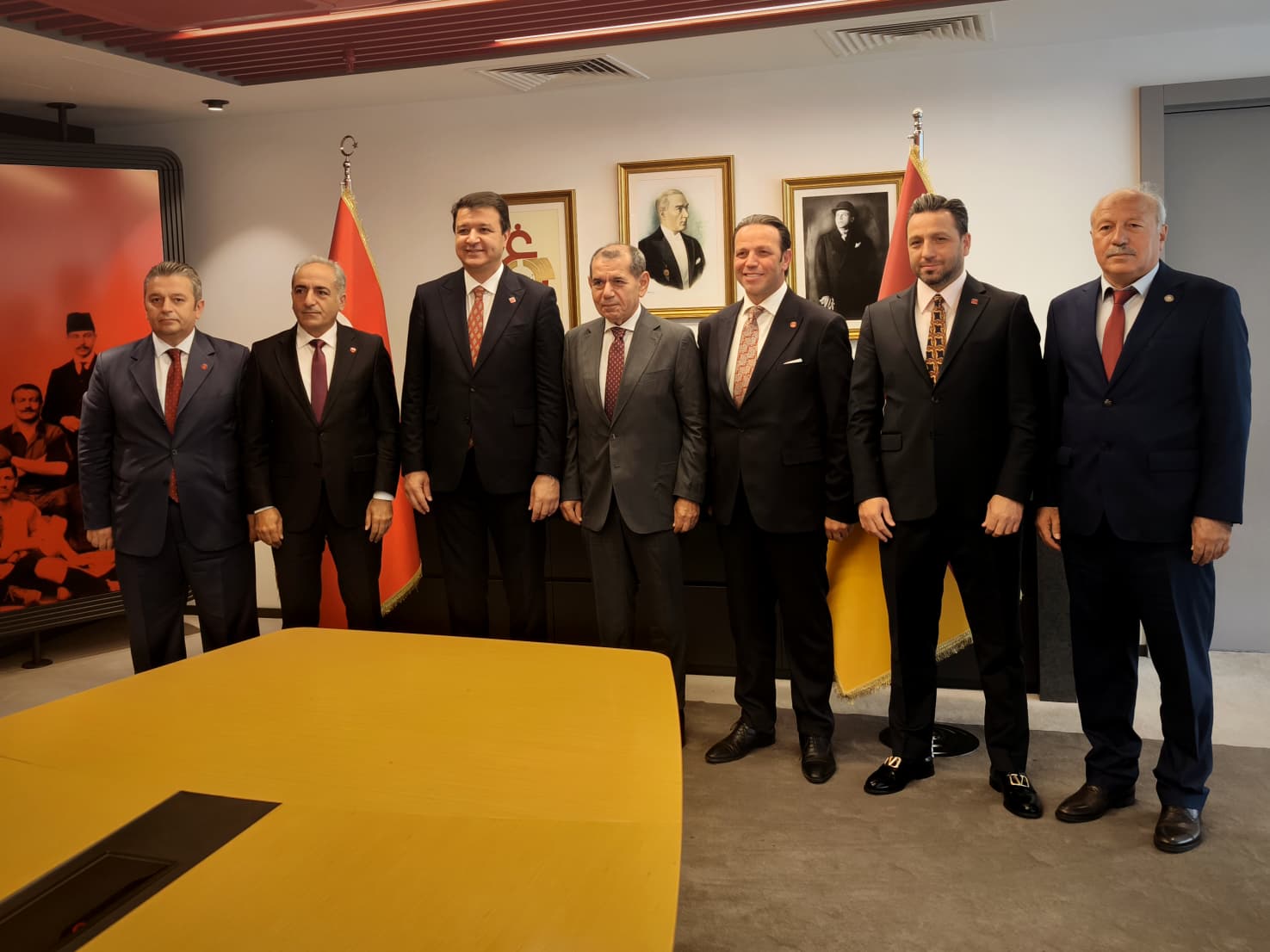 Genel Başkan Arikan’dan Galatasaray’a 1905 Fi̇dan Bağişi (1)