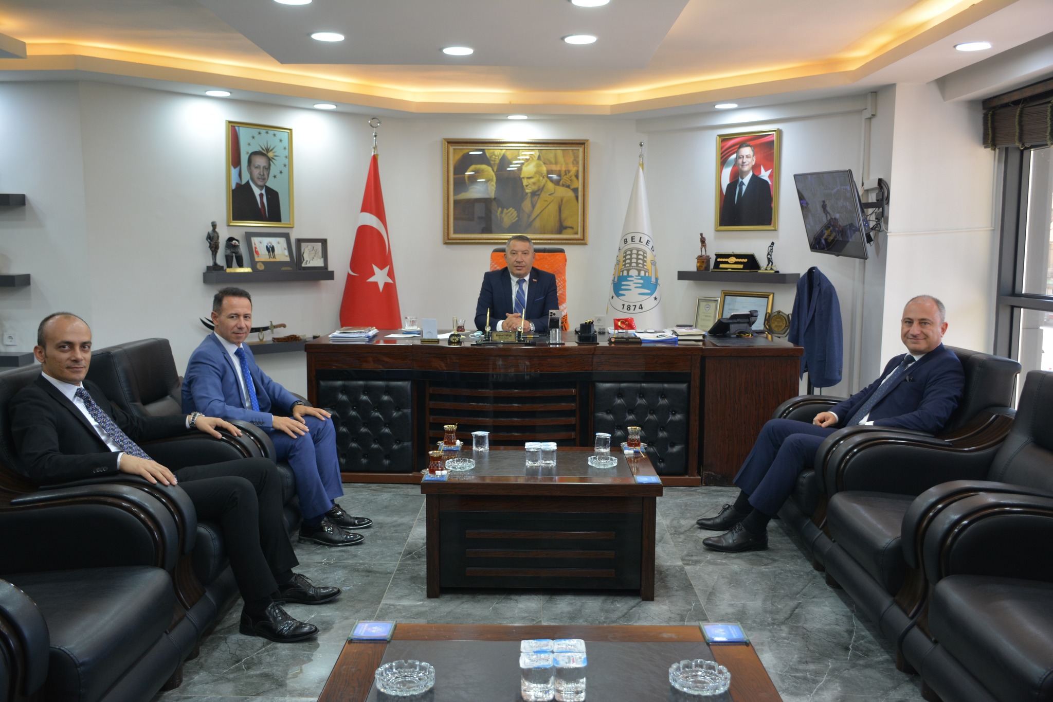 Halkbank Yöneti̇ci̇leri̇nden Başkan Topçu’ya Zi̇yaret (2)