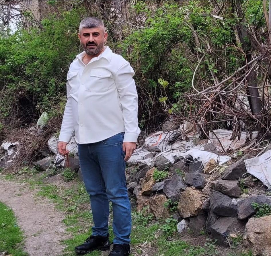 İ Ü