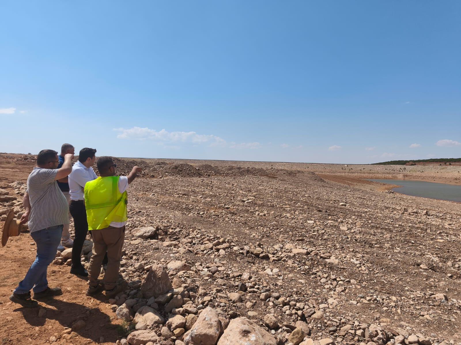 Kaymakam Çeli̇k’ten Yaka Köyü Göleti̇ne Yakin Taki̇p (2)