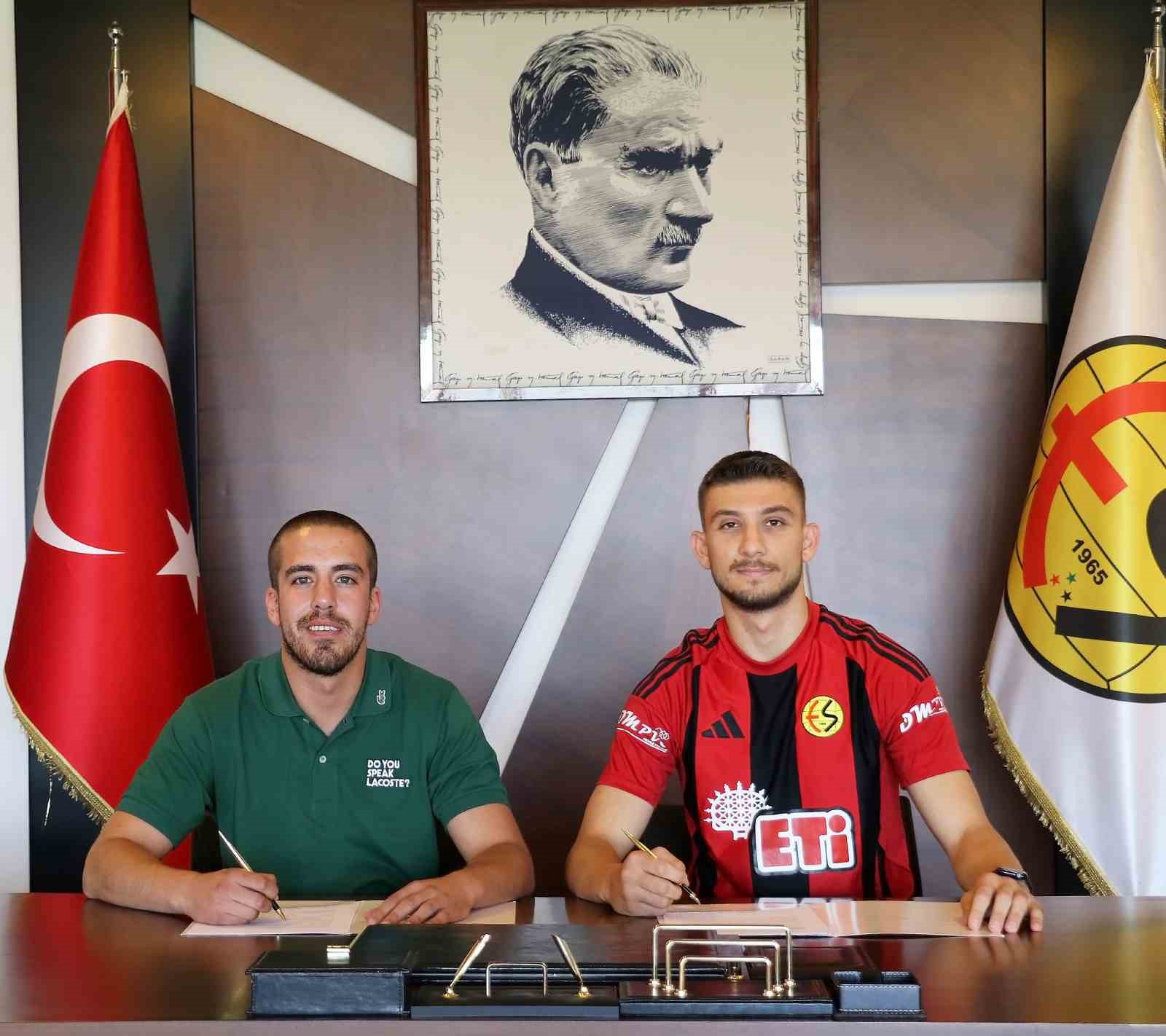 Komşu İlden Yeni Transfer (2)