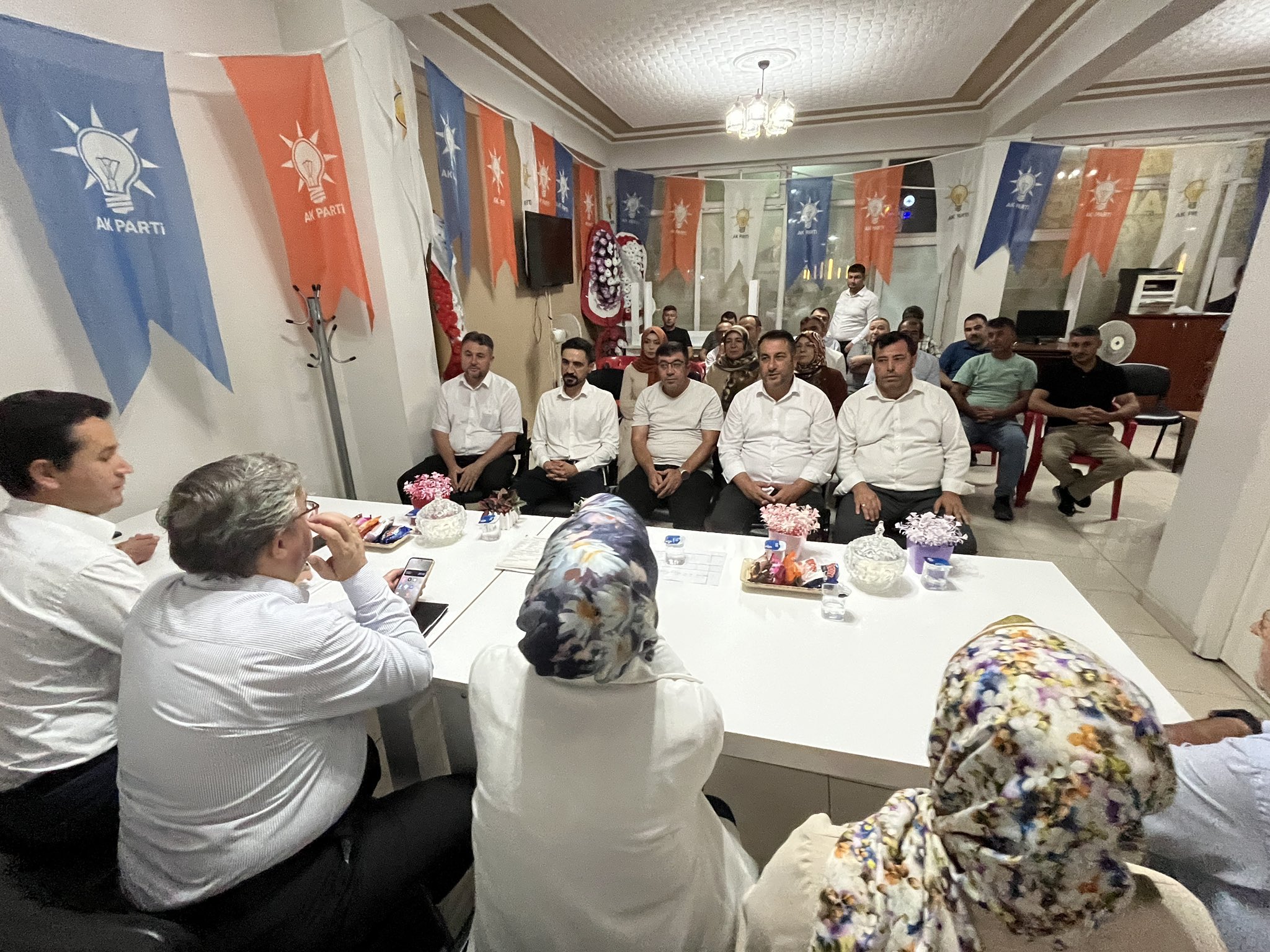 Mi̇lletveki̇li̇ Yurdunuseven “Bi̇rli̇k Ve Beraberli̇k İçi̇nde İhsani̇ye’ye Yeni̇ Projeler” (2)