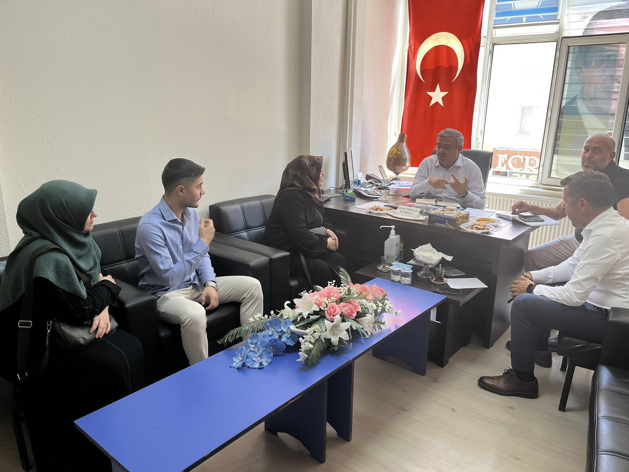 Milletvekili Yurdunuseven Sandıklı (2)