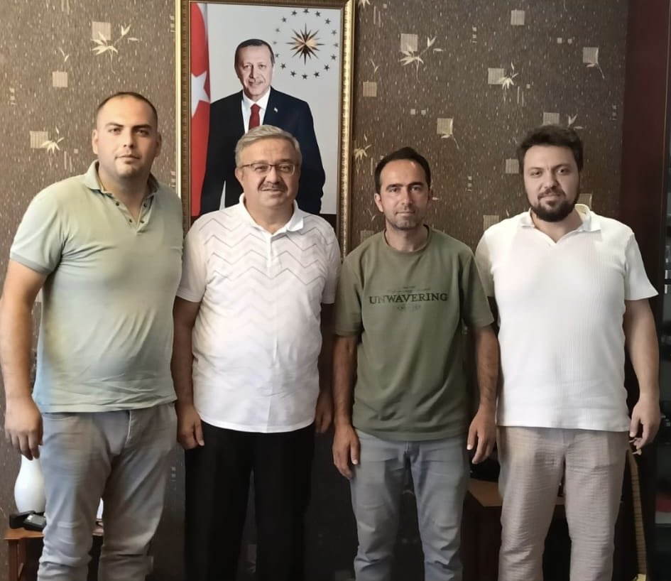 Mi̇lletveki̇li̇ Yurdunuseven, Şanlispor Ve Çikrikspor’la Buluştu