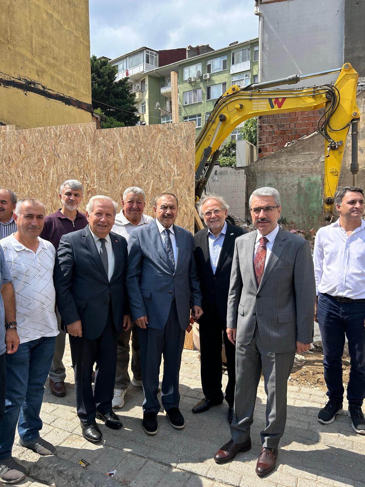 Prof. Dr. Veysel Eroğlu, Şuhut Vakfi İş Merkezi̇ Temel Atma Töreni̇ne Katildi (3)