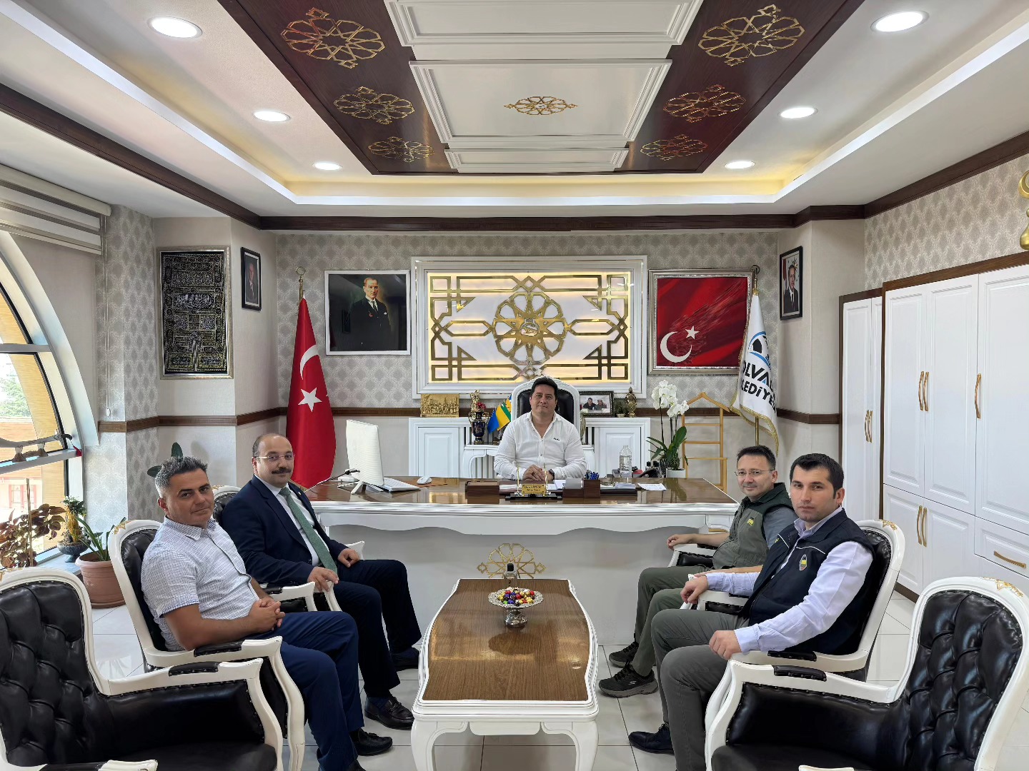 Tmo Heyeti̇nden Başkan Aynaci’ya Zi̇yaret
