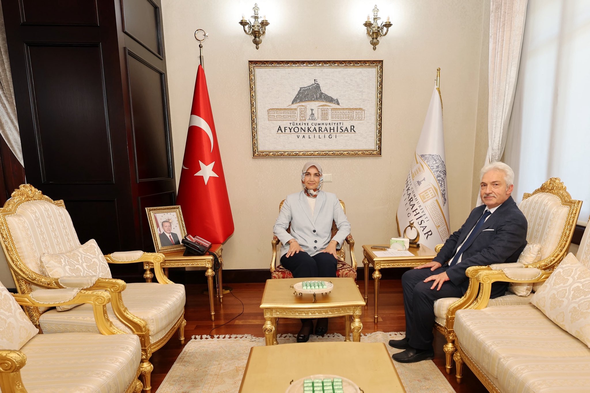 Vali̇ Yi̇ği̇tbaşi İle Önceki̇ Dönem Mi̇lletveki̇li̇ Koca Ne Görüştü