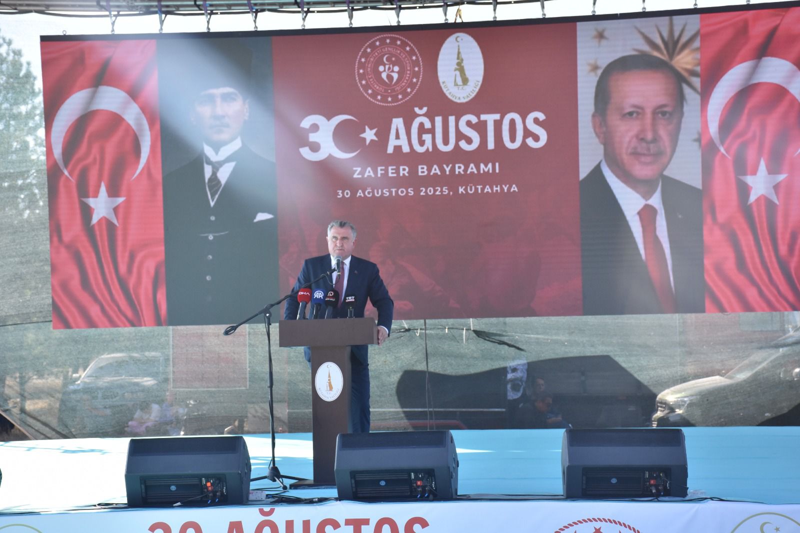 Zaferi̇n 103. Yilinda Dumlupinar’da Gençlerle Anma Programi Düzenlendi̇ (3)