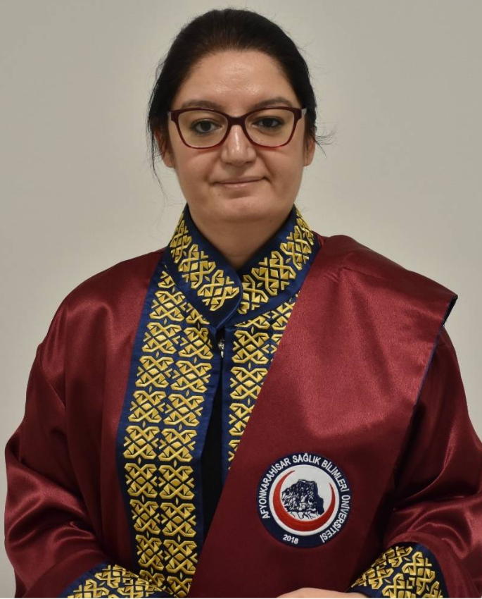 Afsü’den Ci̇lt Kanseri̇ Tedavi̇si̇nde Yeni̇li̇kçi̇ Nanoteknoloji̇k Çalişma (3)