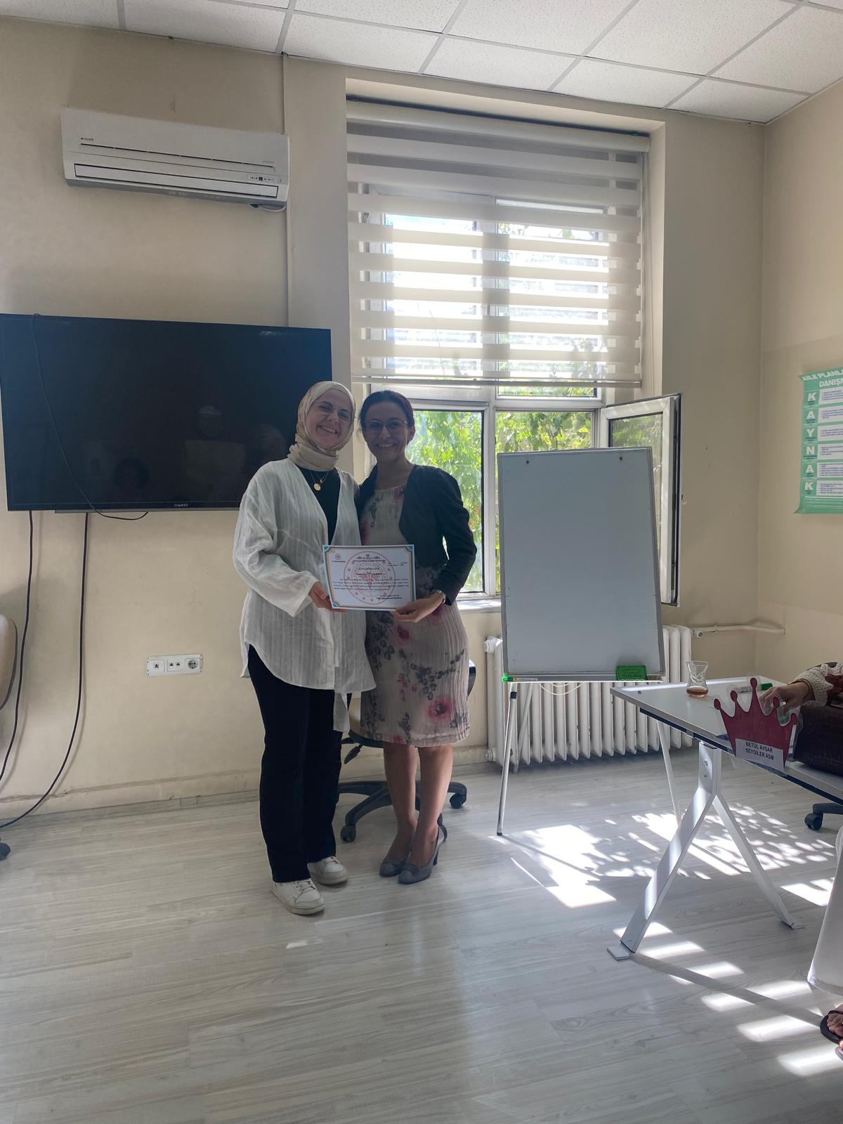 Afyon’da Anne Ve Bebek Sağliği İçi̇n Eği̇ti̇mler Devam Edi̇yor (2)