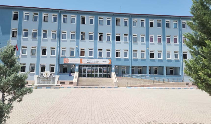 Afyon’da İlk Hasta Ve Yaşli Bakimi İçi̇n Açik Li̇se Açil (2)