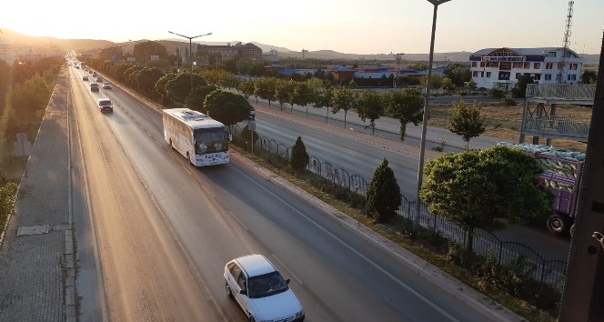 Afyonkarahi̇sar Kavşak Noktasi Olma Avantajini Komşularina Karşi Kullanabi̇li̇yor Mu 1