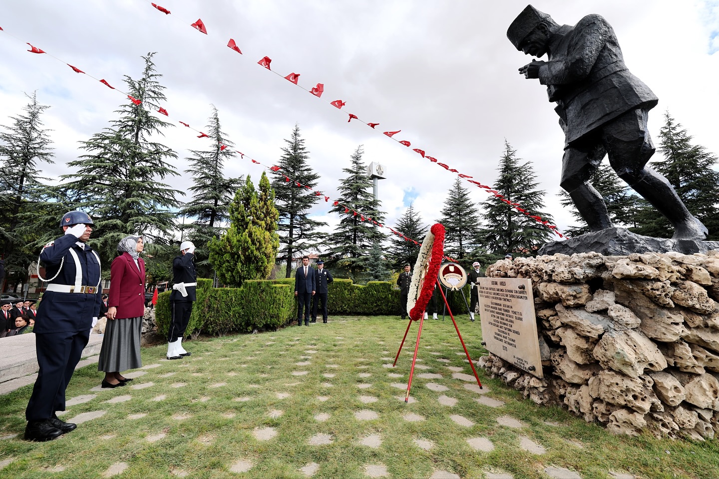 Afyonkarahi̇sar’da Gazi̇ler Günü Törenle Anildi (6)