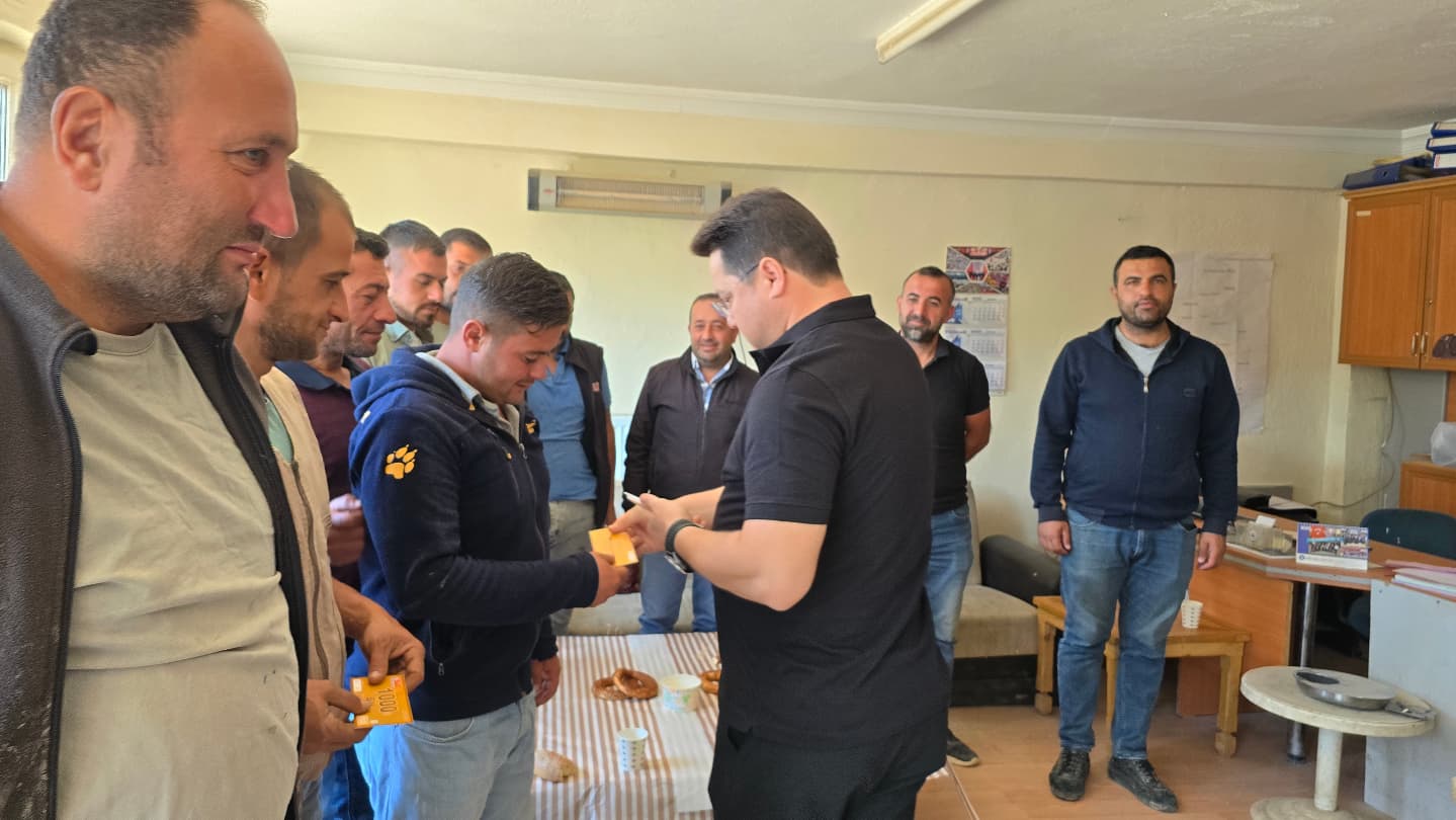 Başkan Aynaci, Saha Eki̇bi̇yle Kahvaltida Bi̇r Araya Geldi̇ (1)