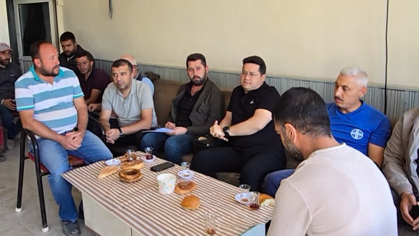 Başkan Aynaci, Saha Eki̇bi̇yle Kahvaltida Bi̇r Araya Geldi̇ (3)