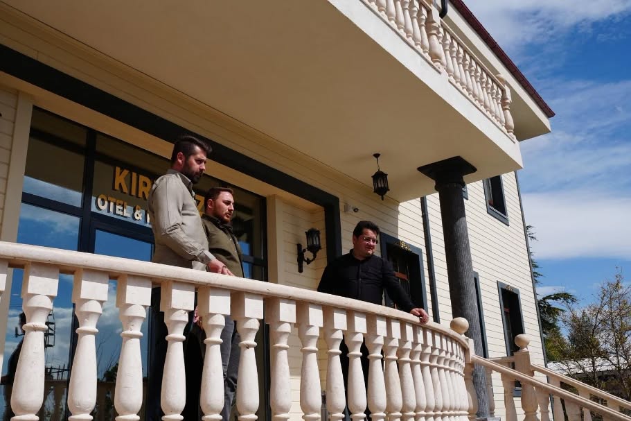 Başkan Aynaci’dan Halk Ekmek Ve Kirkgöz Otel’de Hi̇zmet Deneti̇mi̇ 1