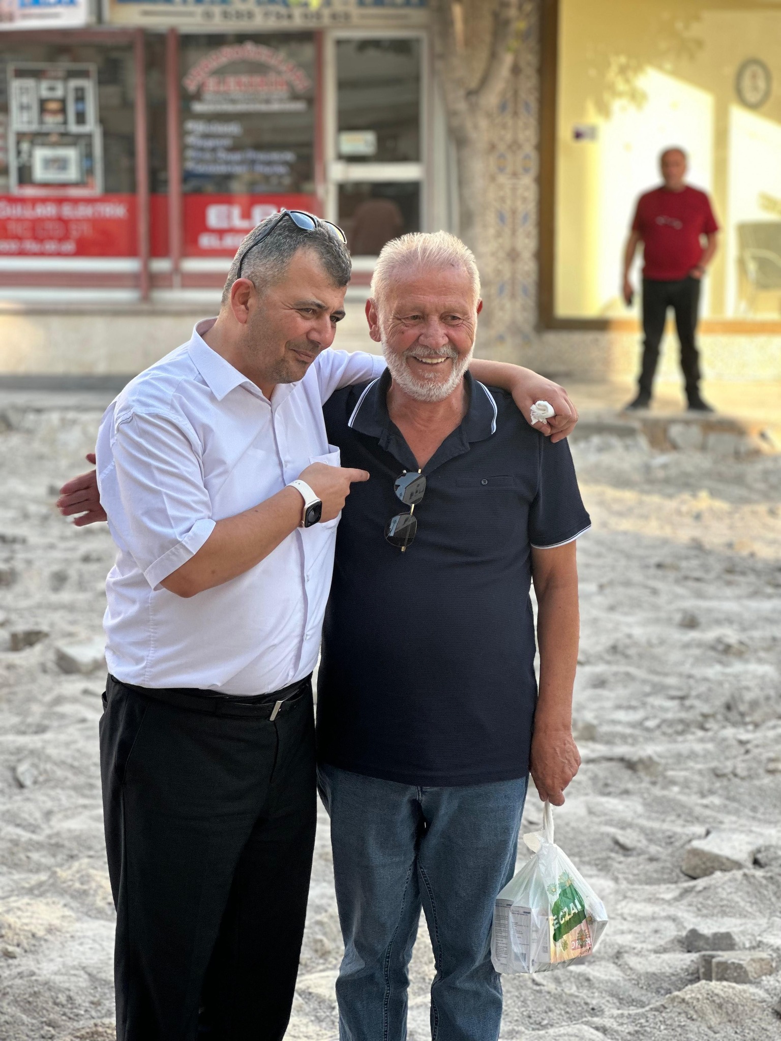 Başkan Koyuncu, Meydan Çalişmalarini Yeri̇nde İnceledi̇ (1)