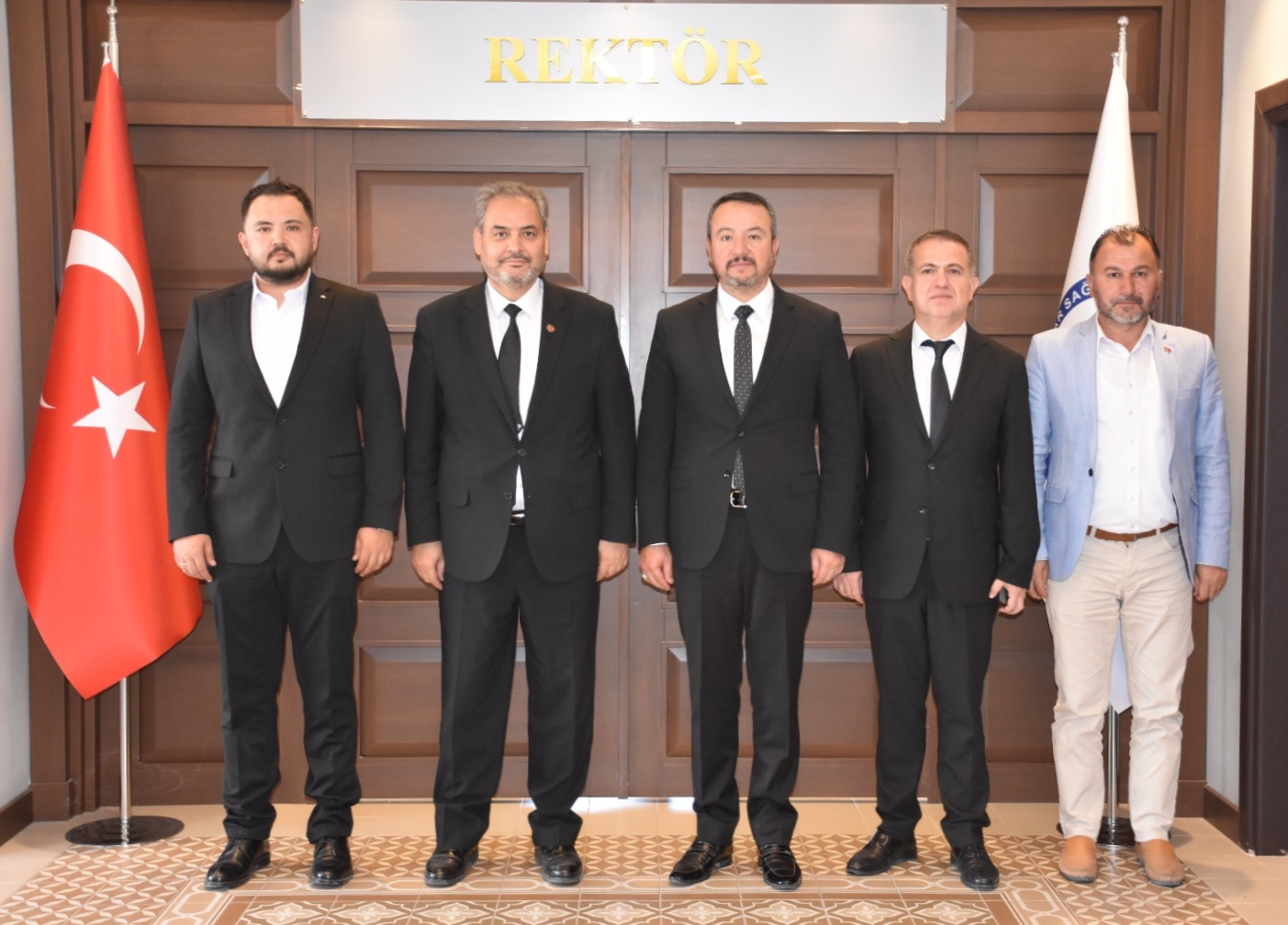 Başkan Öztaş’tan Afsü Yöneti̇mi̇ne Hayirli Olsun Zi̇yareti̇ (3)
