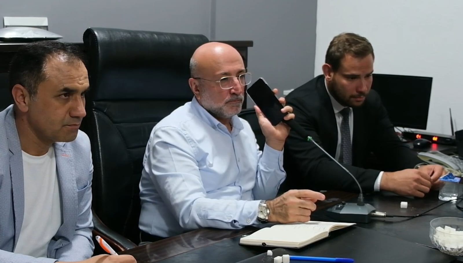 Başkan Şahi̇n, Di̇narli Vatandaşlari Bakan Göktaş’la Görüştürdü Afyonlu Kadinlara Müjde! (1)