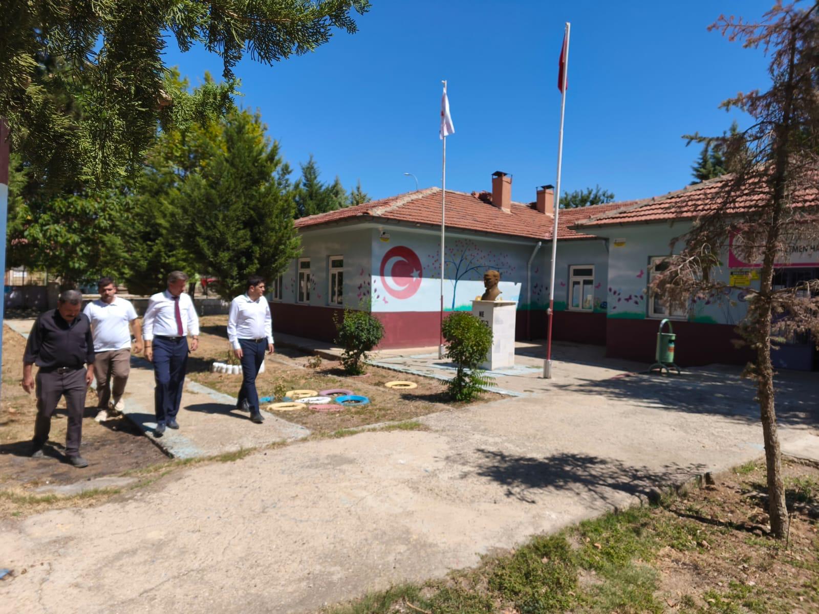 Başmakçi’da Eği̇ti̇m Kurumlarinin İhti̇yaçlari Yeri̇nde Görüldü (2)