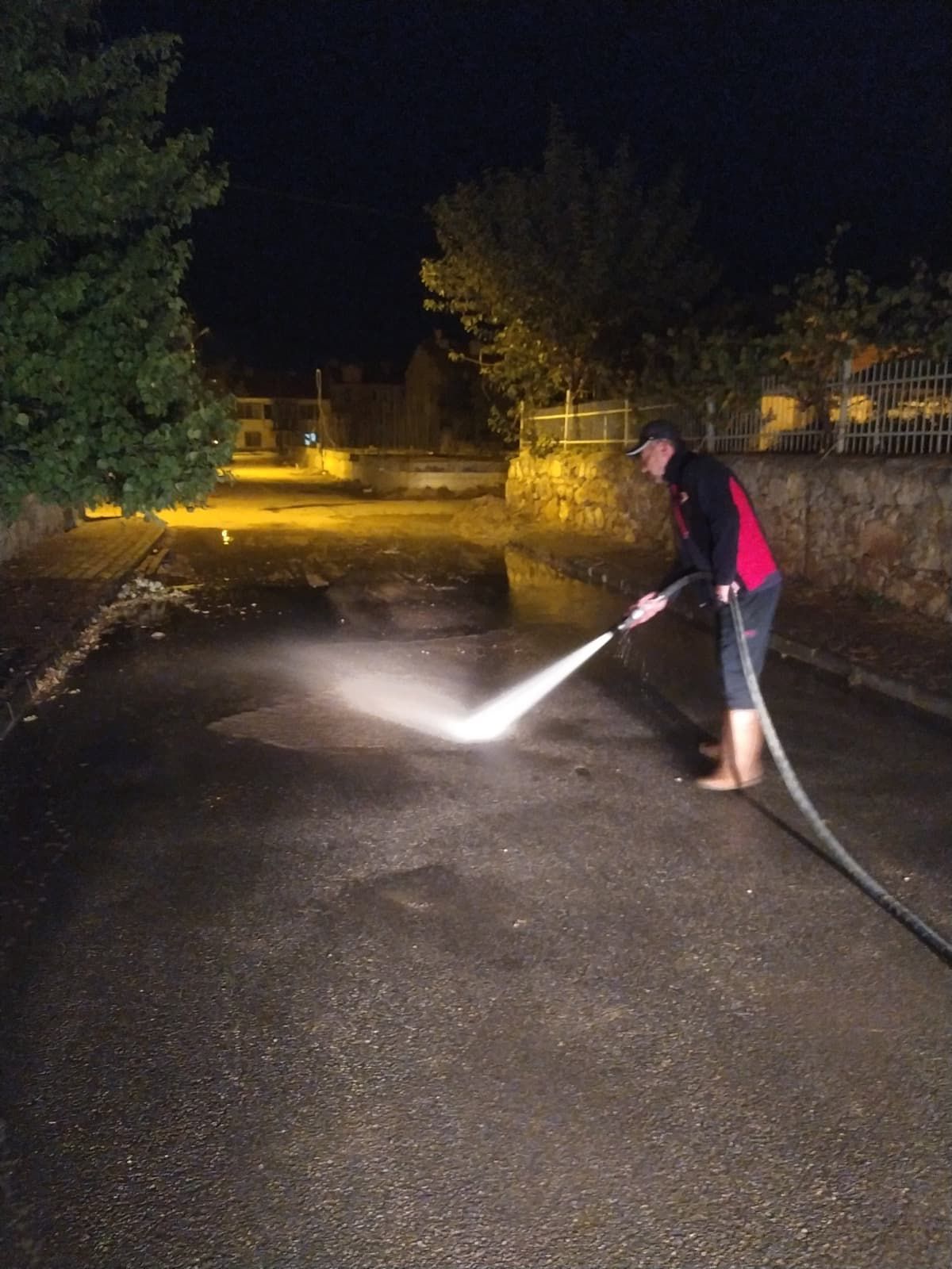 Beledi̇yeden İnşaat Fi̇rmalarina Uyari Çevre Düzeni̇ne Di̇kkat Edeli̇m 3