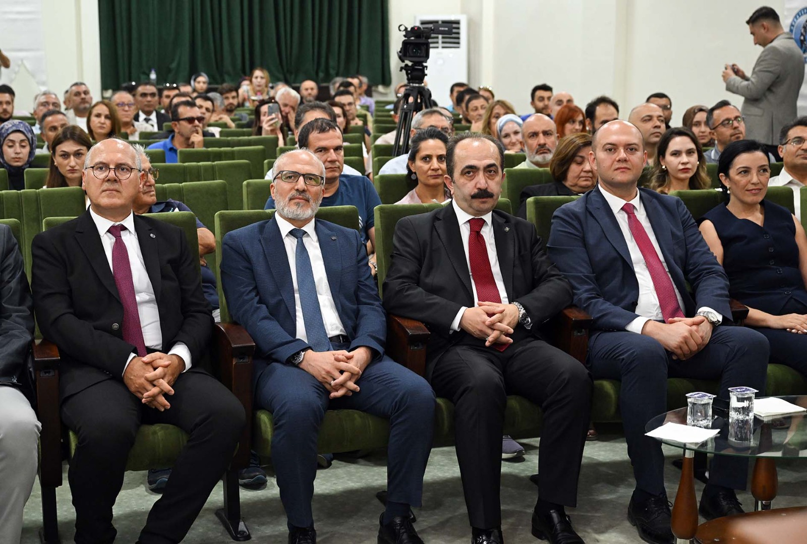 Büyük Taarruz Bi̇tmedi̇ Akademi̇syenlerden Tari̇hî Değerlendi̇rmeler (1)
