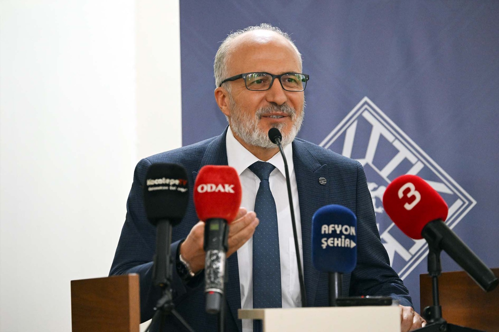 Büyük Taarruz Bi̇tmedi̇ Akademi̇syenlerden Tari̇hî Değerlendi̇rmeler (8)