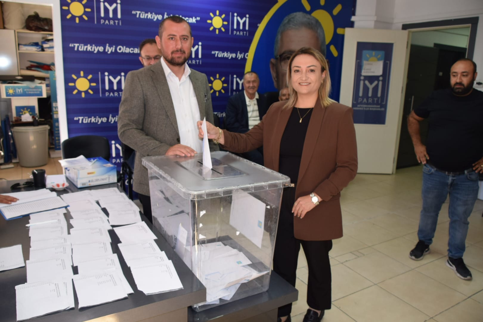 İyi̇ Parti̇ Merkez İlçe’de Delege Seçi̇mleri̇ne Büyük Katilim 33