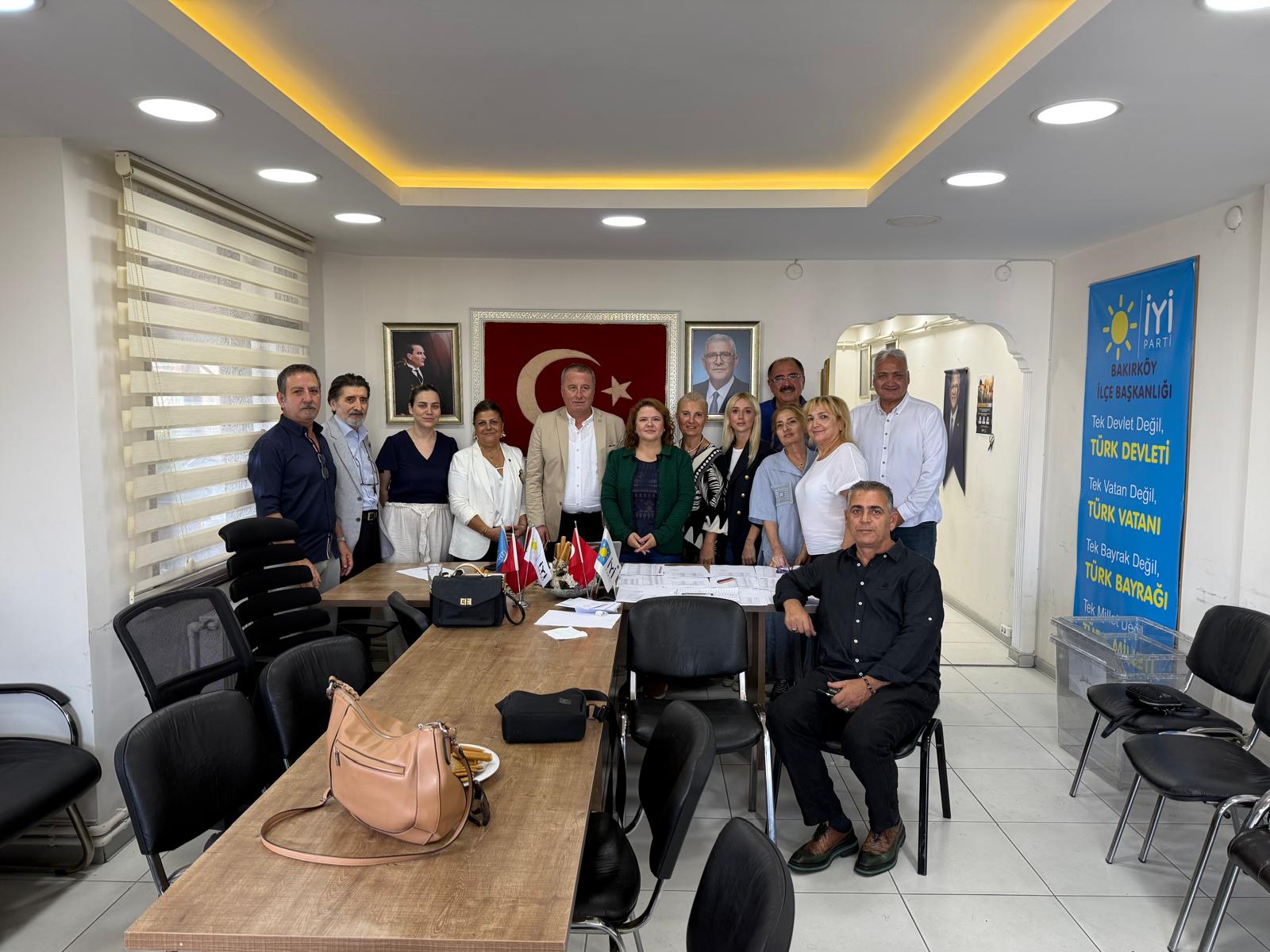 Mi̇lletveki̇li̇ Olgun’dan Kongre Süreci̇nde Bi̇rli̇k Ve Kararlilik Mesaji (4)