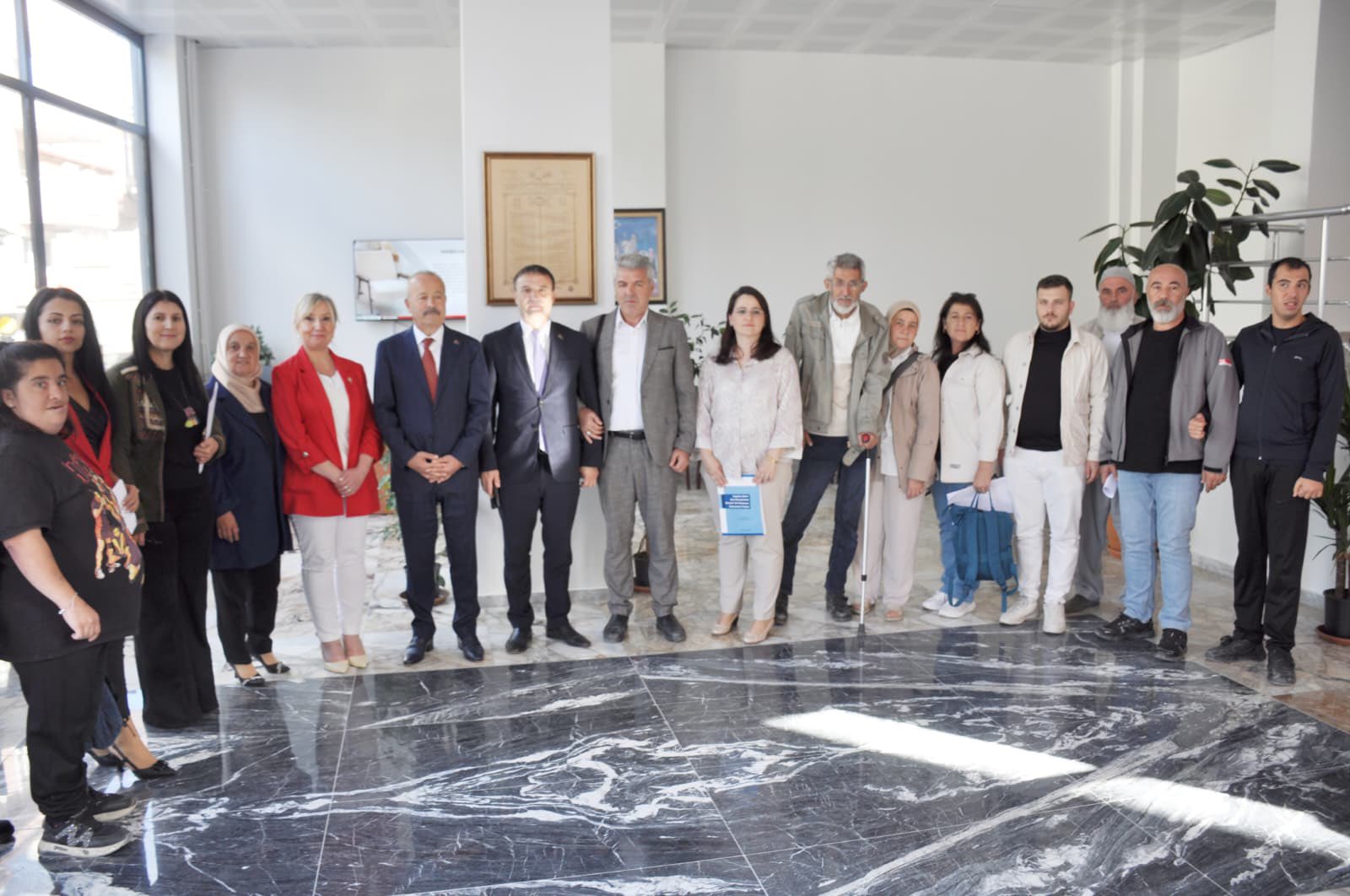 Mi̇lletveki̇li̇ Taytak, Özel Gereksi̇ni̇mli̇ Bi̇reyler İçi̇n Si̇vi̇l Toplum Kuruluşlariyla Buluştu (2)
