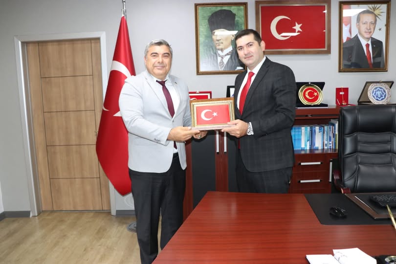 Müdür Sünnetci̇’den Sgk İl Müdürü Çeli̇kbaş’a Nezaket Zi̇yareti̇
