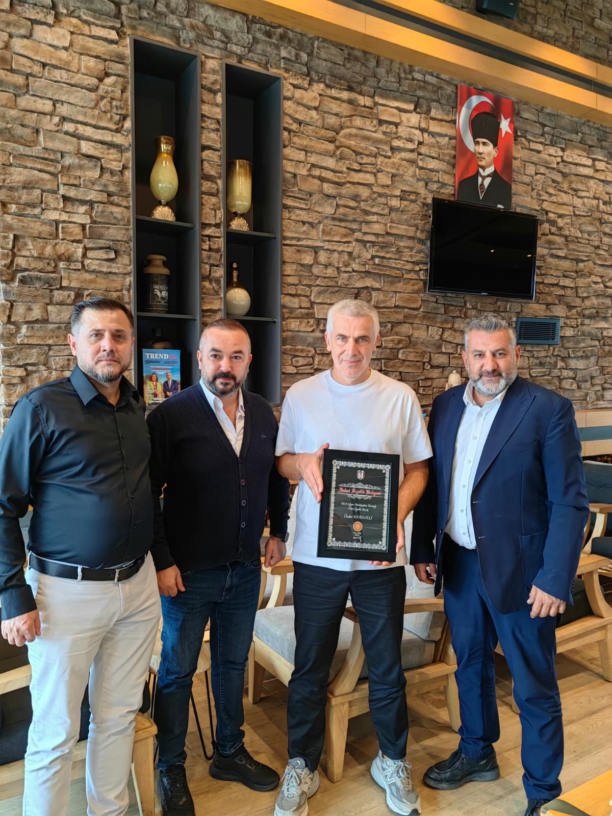 Önder Karaveli̇ Afyon’da Beşi̇ktaşlilarla Buluştu 2