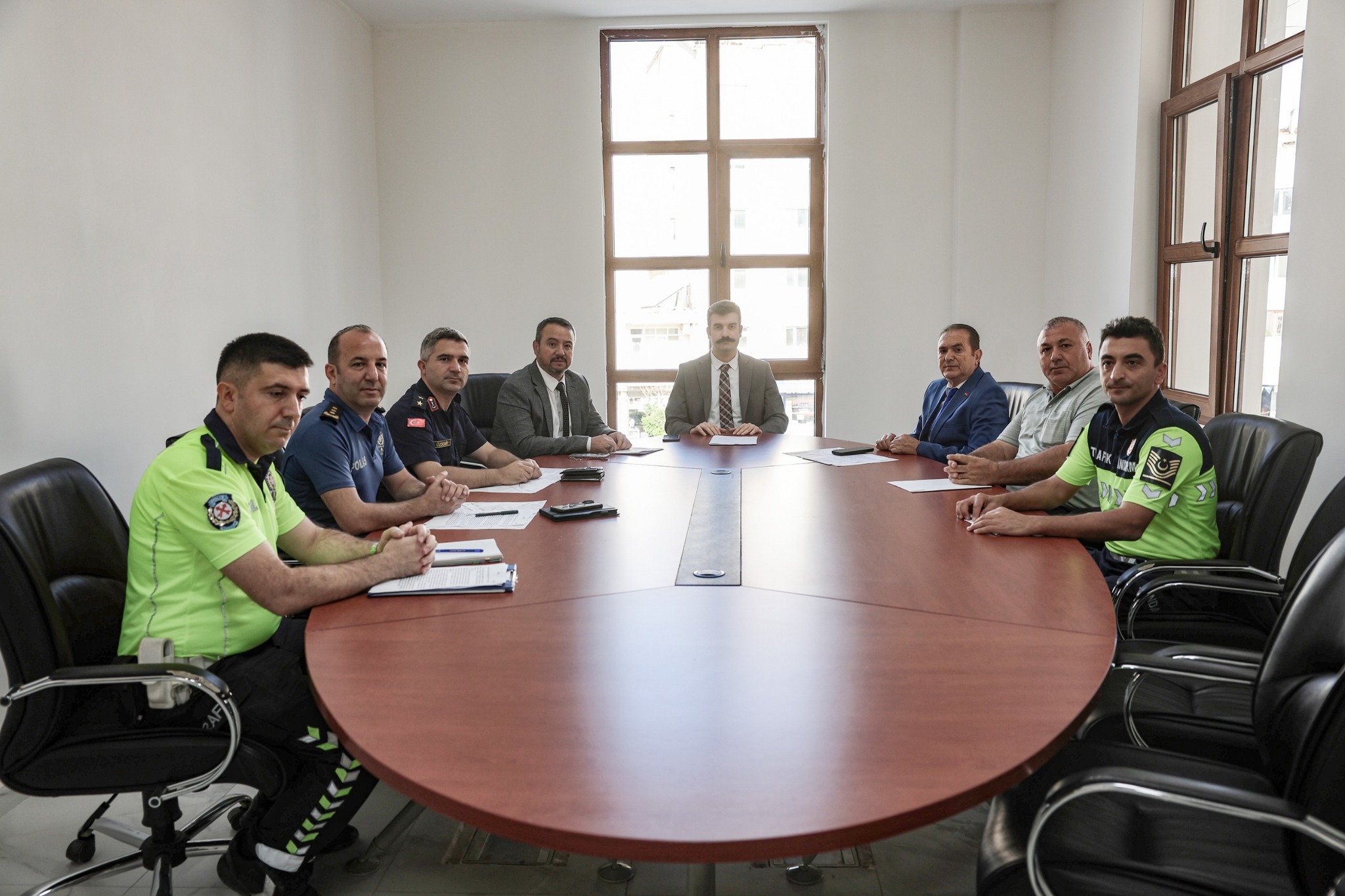 Sandikli’da Trafi̇k Komi̇syonu Toplantisi Yapildi