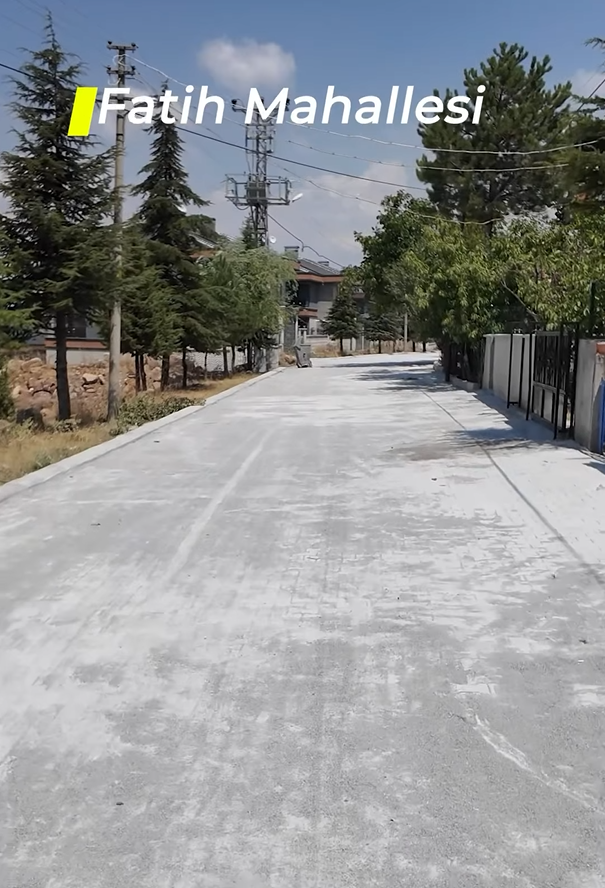 Sandikli’da Yol Yeni̇leme Çalişmalari Sürüyor (1)