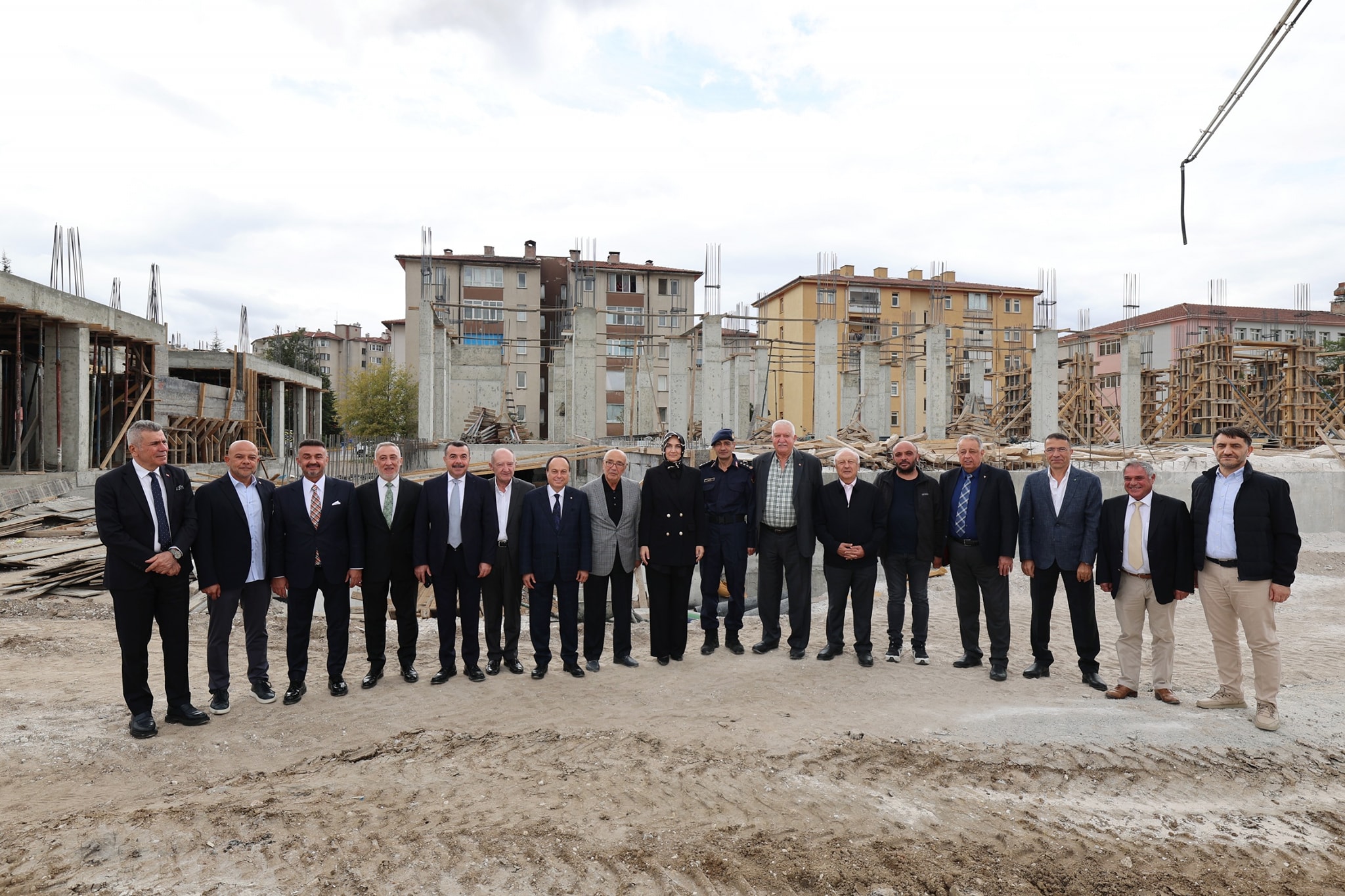 Vali̇ Yi̇ği̇tbaşi Başkanliğinda Afyonkarahi̇sar’da Önemli̇ İsti̇şare (5)