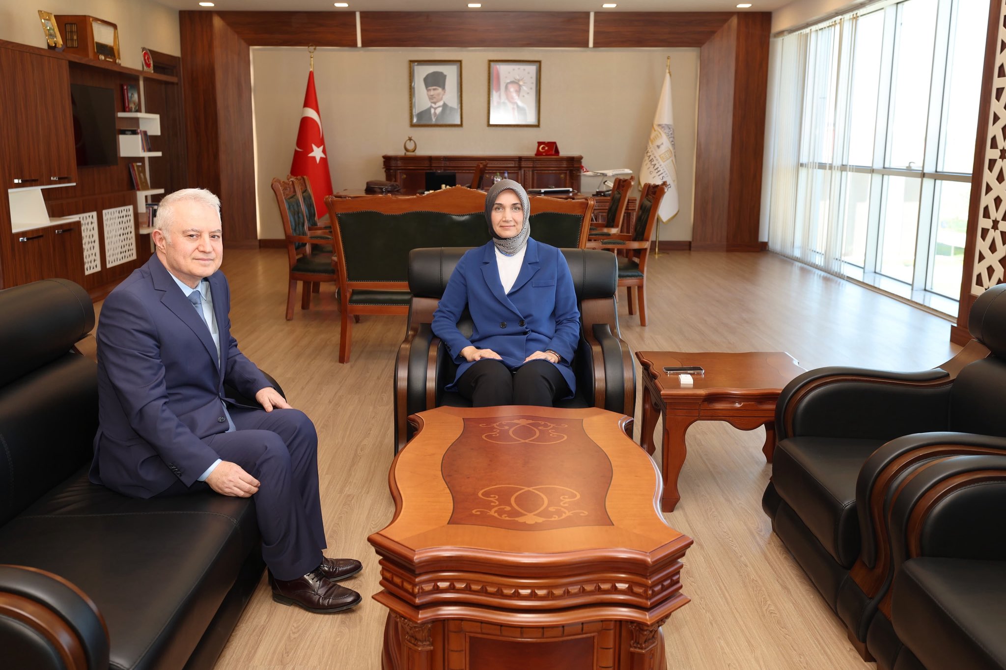 Vali̇ Yi̇ği̇tbaşi, Prof. Dr. Yildirim’i Kabul Etti̇
