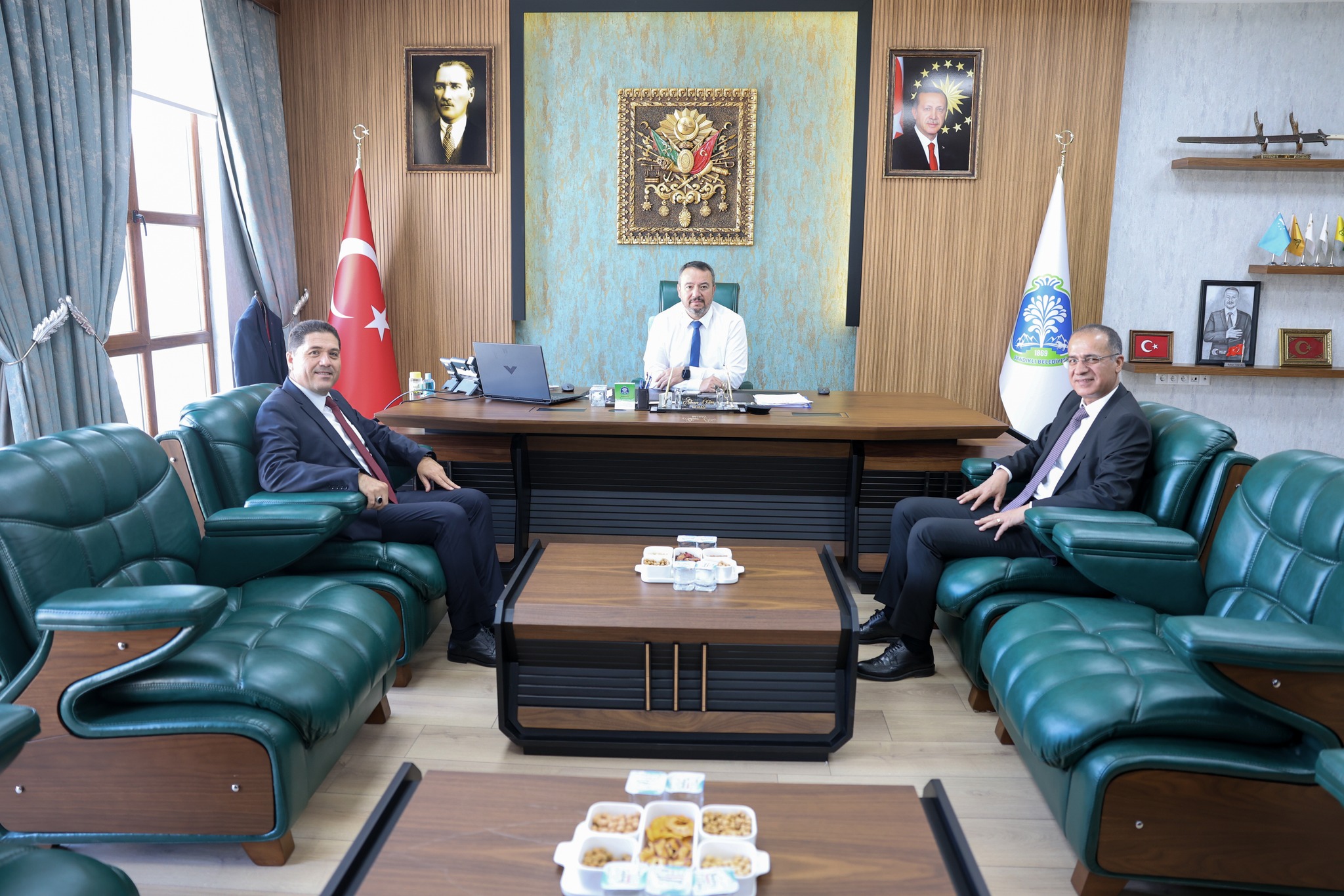 Zi̇raat Bankasindan Sandikli Beledi̇yesi̇ne Zi̇yaret
