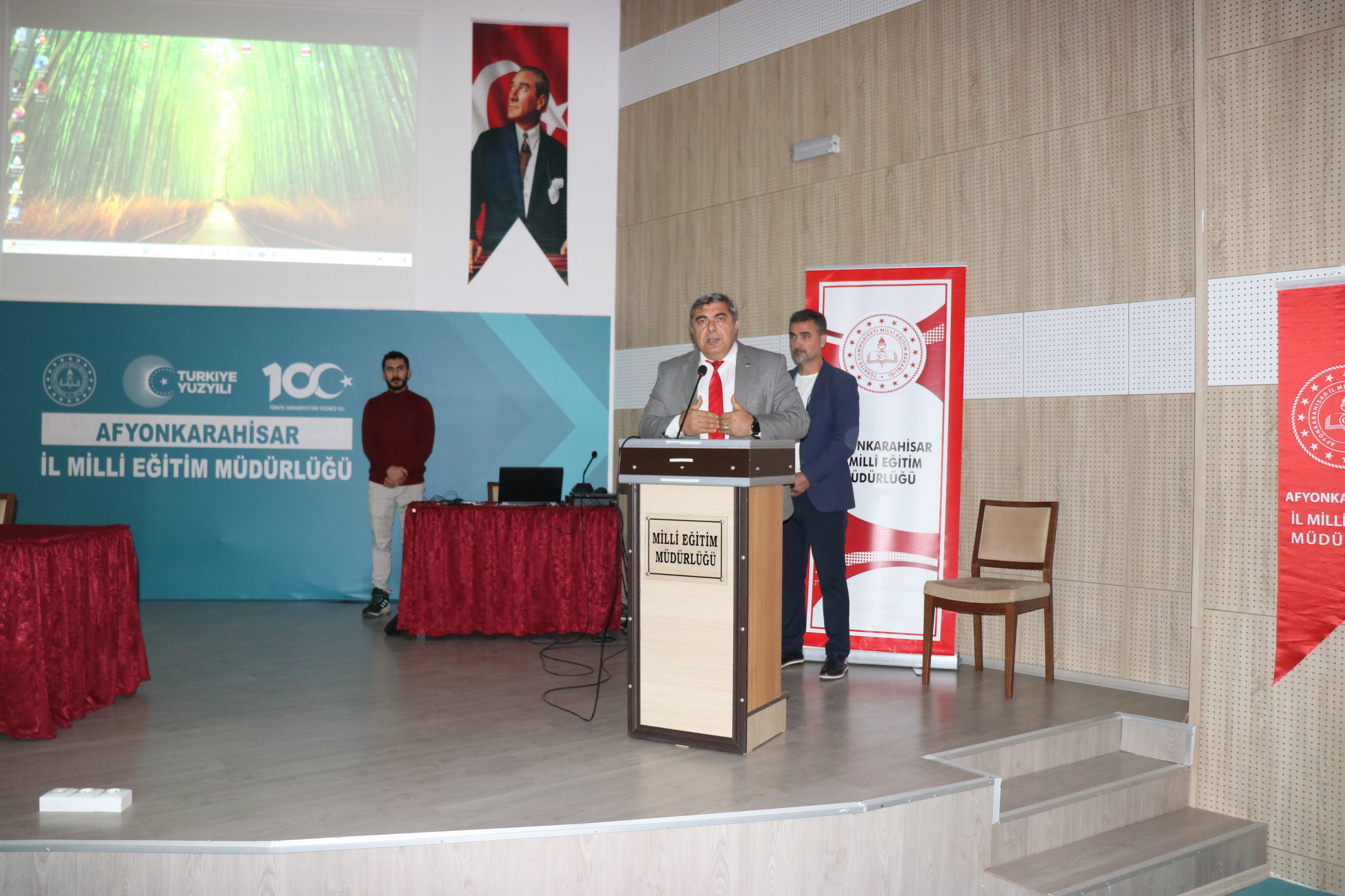 2025 2026 Okul Sporlari Sezonu Afyonkarahi̇sar’da Değerlendi̇ri̇ldi̇ (1)