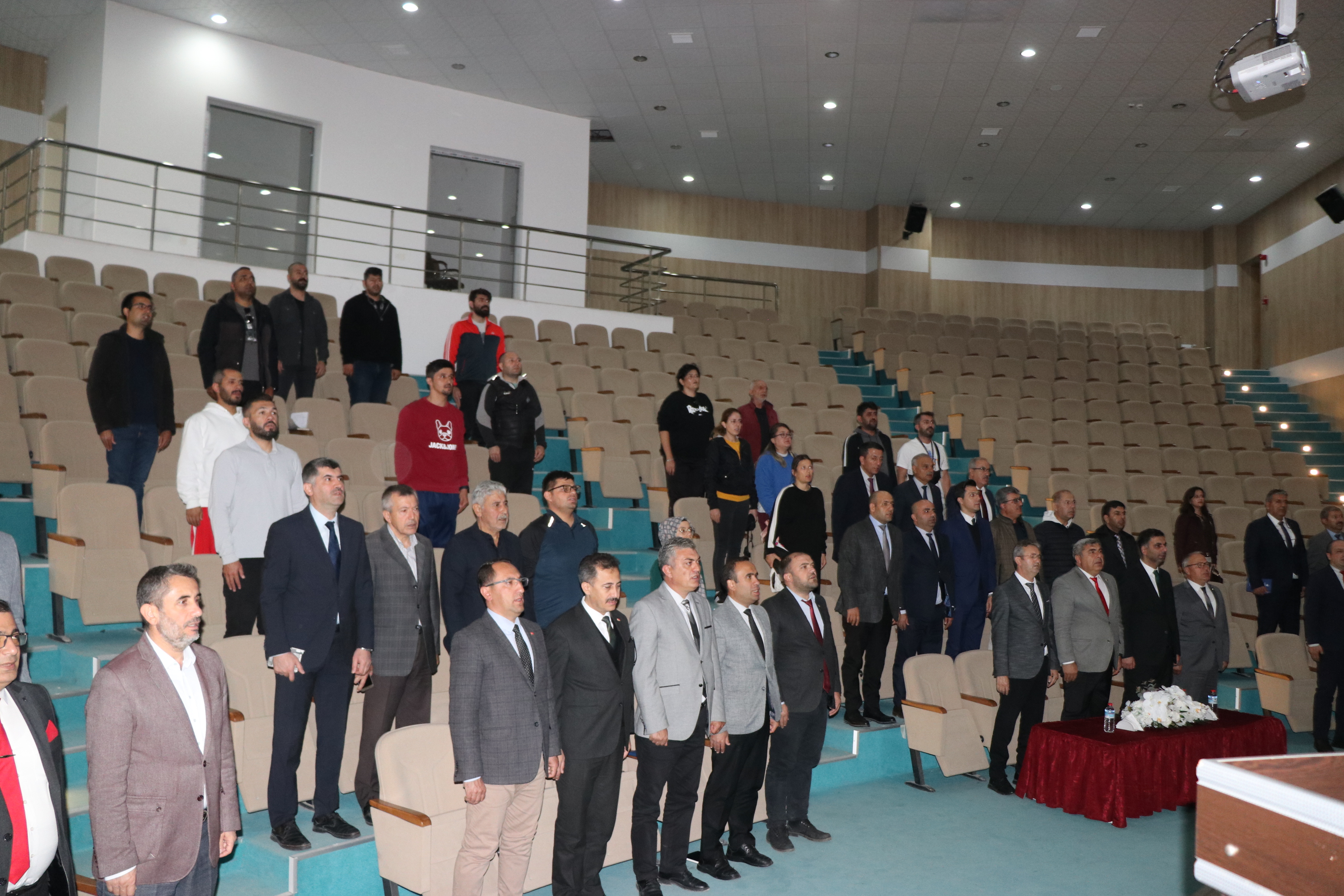 2025 2026 Okul Sporlari Sezonu Afyonkarahi̇sar’da Değerlendi̇ri̇ldi̇ (2)