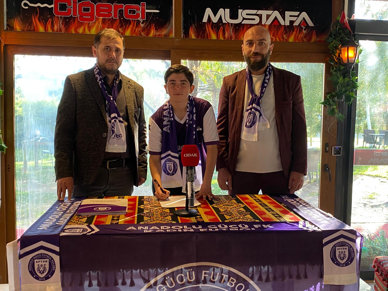 2F03Bddd 3057 4Dc4 Ac9D A1433Fa5F8Be