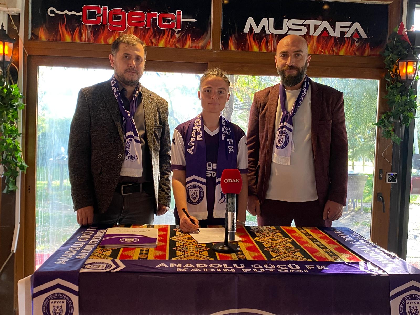 6Fb31E3A D683 47B9 B6Cf F07F87F6931D