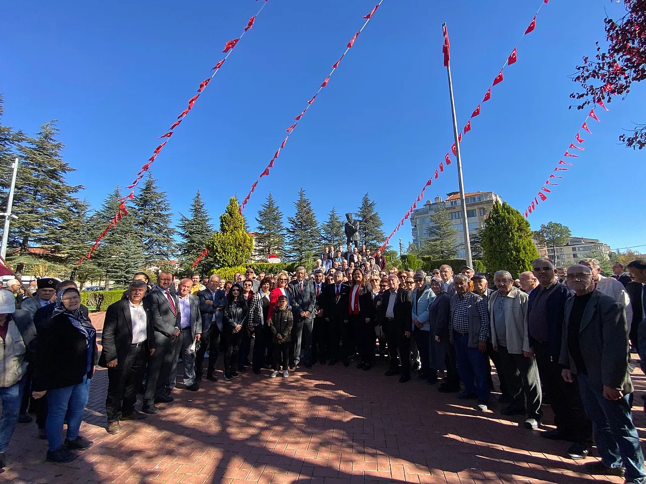 8220B1Aa 909E 4A82 946F C02E216A681D