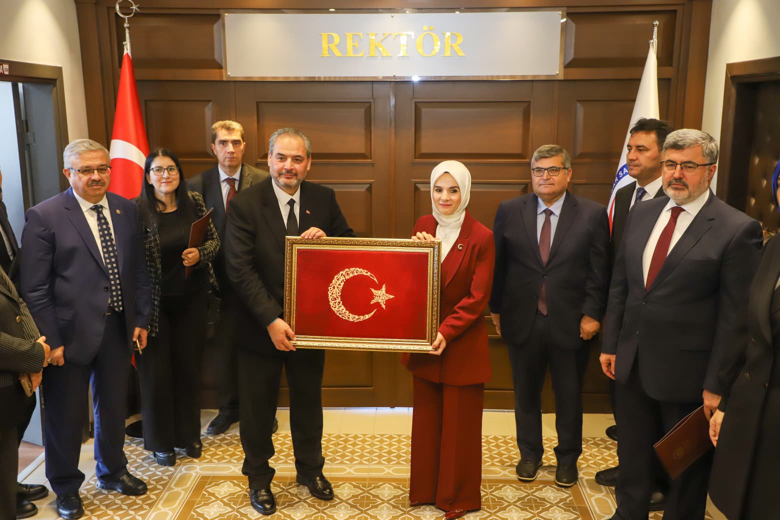 Afsü’de Oti̇zmli̇ Bi̇reylere Yöneli̇k Pi̇lot Proje, Bakan Göktaş’a Tanitildi (2)