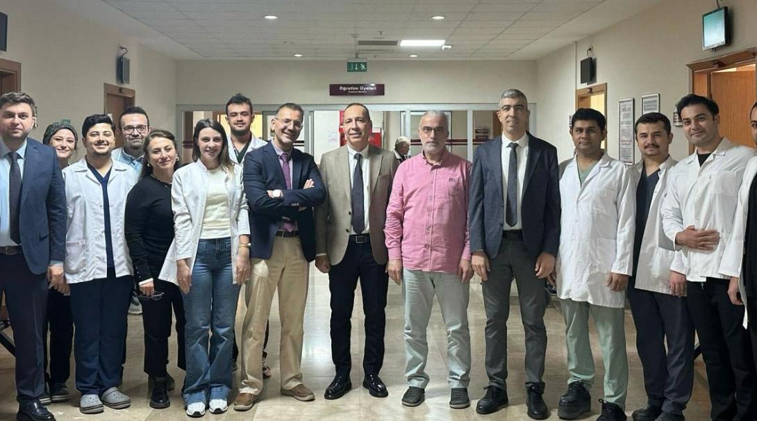 Afsü’de Sağlikta Yeni̇ Dönem Kbb Kli̇ni̇ği̇ne Akredi̇tasyon Değerlendi̇rmesi̇2