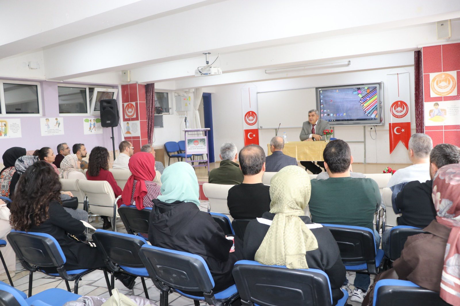 Afyon’da “Hedef Yks Ve Lgs” Proje Çaliştayi Düzenlendi̇ (1)