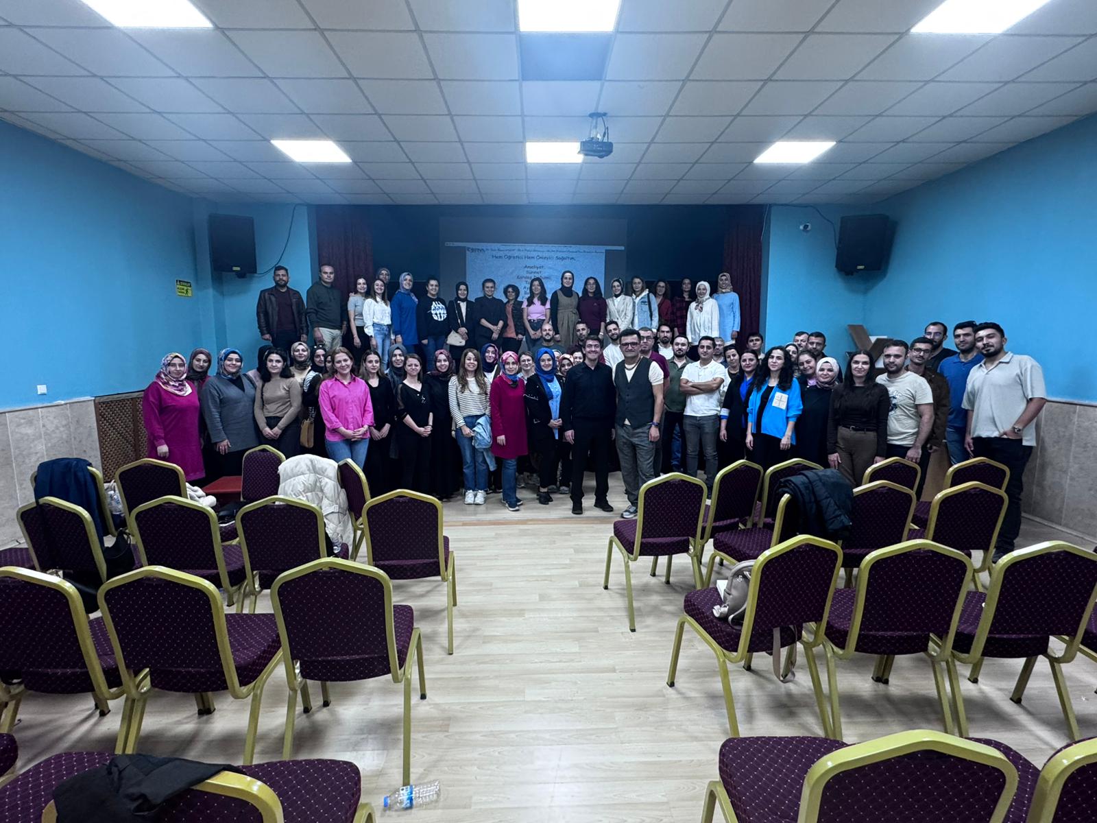 Afyon’da Öğretmenlere “Oyunun İyi̇leşti̇ri̇ci̇ Gücü” Semi̇neri̇ (1)