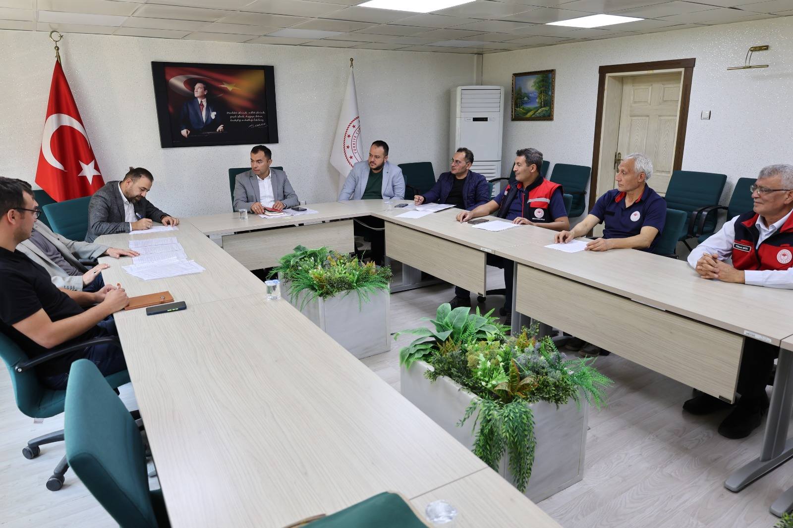 Afyonkarahi̇sar’da İş Güvenli̇ği̇ Gündemi̇ Masaya Yatirildi (4)