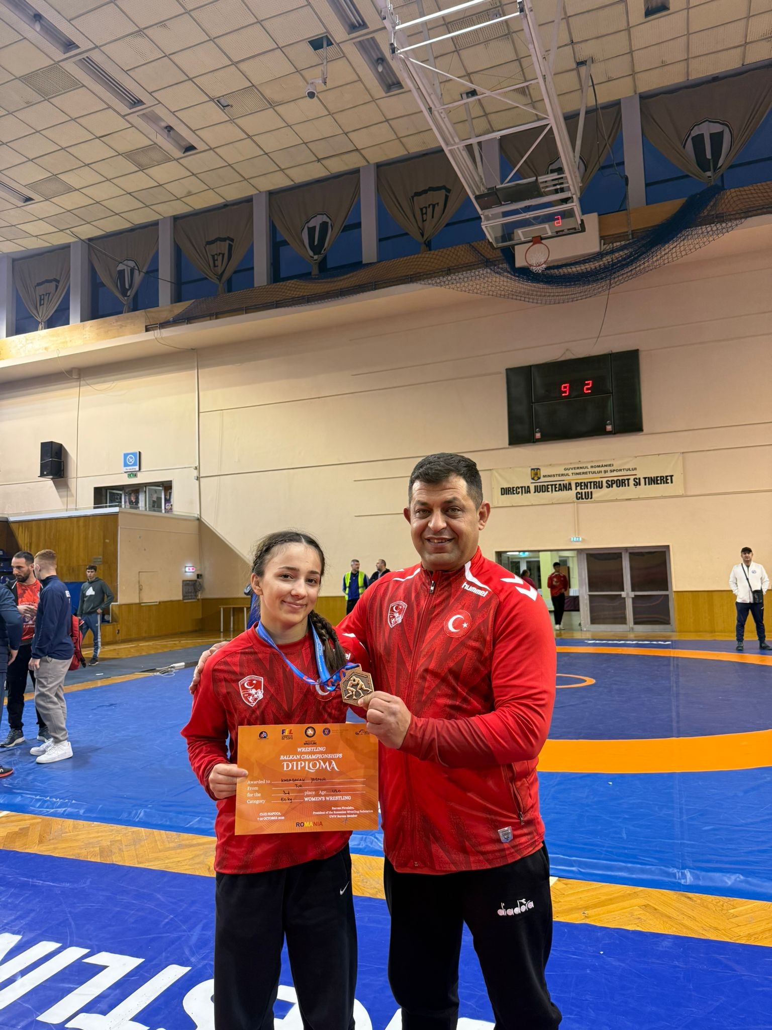Afyonlu Sporcular Yi̇ne Gururlandirdi 1