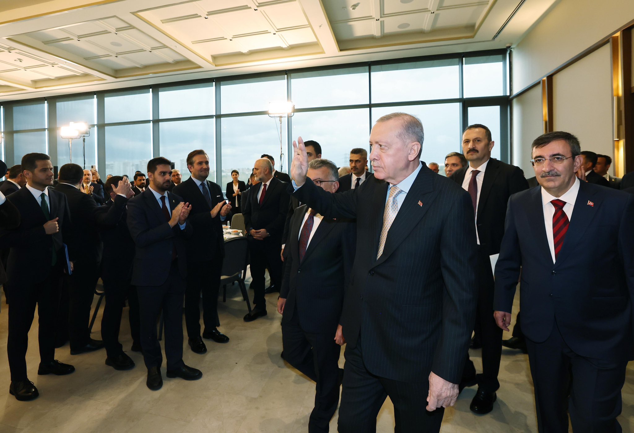 Ak Parti̇li̇ Veki̇llerden Yeni̇ Döneme Güçlü Başlangiç (4)
