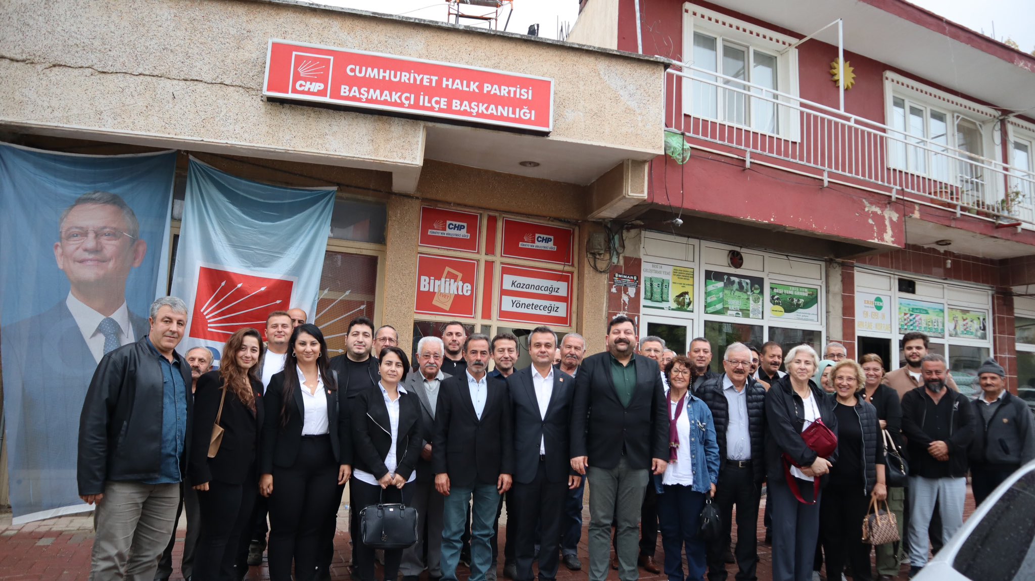 Başkan Erhan, Başmakçi Teşki̇latiyla Buluştu (2)